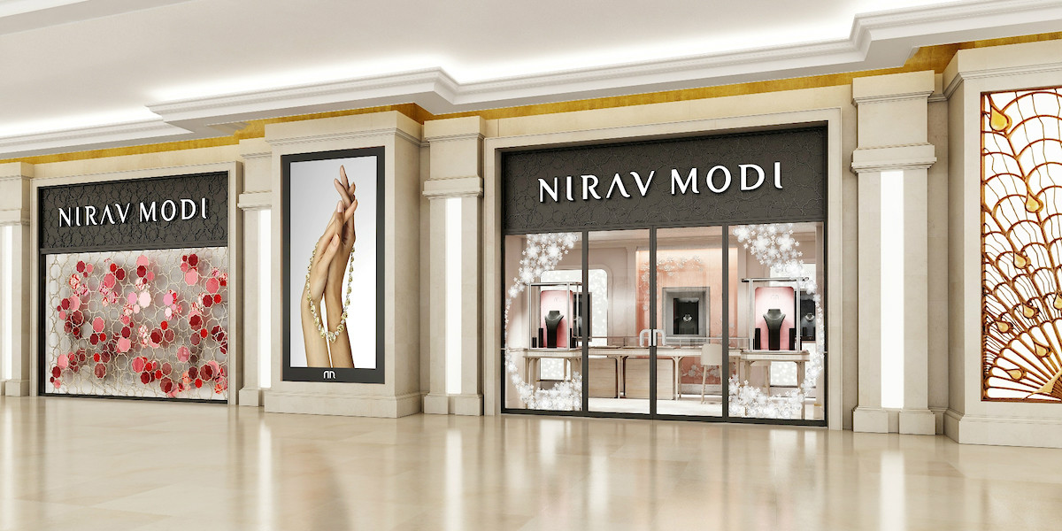 設於「時尚匯」購物中心的NIRAV MODI的新店，採用全新的幕牆，概念源於Mughal系列，以唯美典雅的設計展示品牌對美學及工藝的承諾。