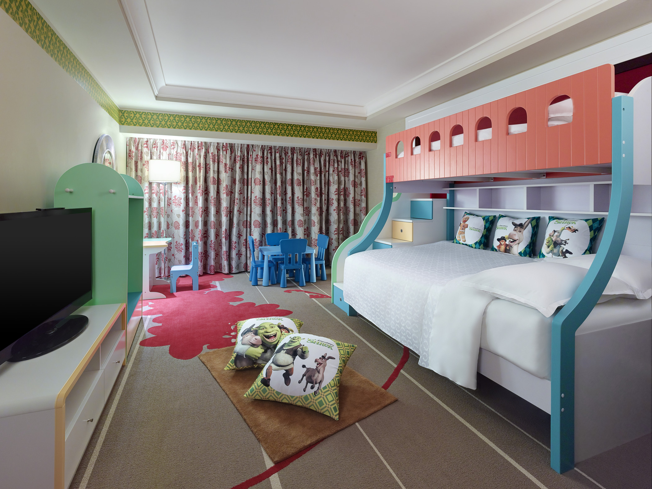 Sheraton Macao Hotel -Family Suite - Shrek