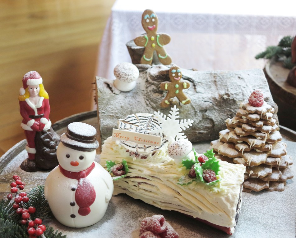 伯爵茶味雪人、樹頭蛋糕、薑餅聖誕樹等甜點賣相精緻