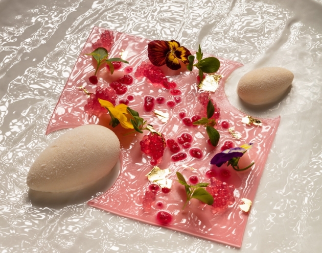 皇雀印度餐廳 - 印式荔枝雪糕配玫瑰著喱及玫瑰珍珠